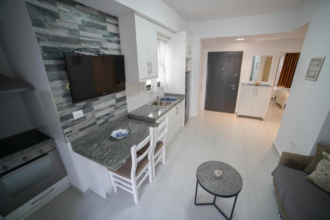 City Glow Apartments Саранде Екстериор снимка