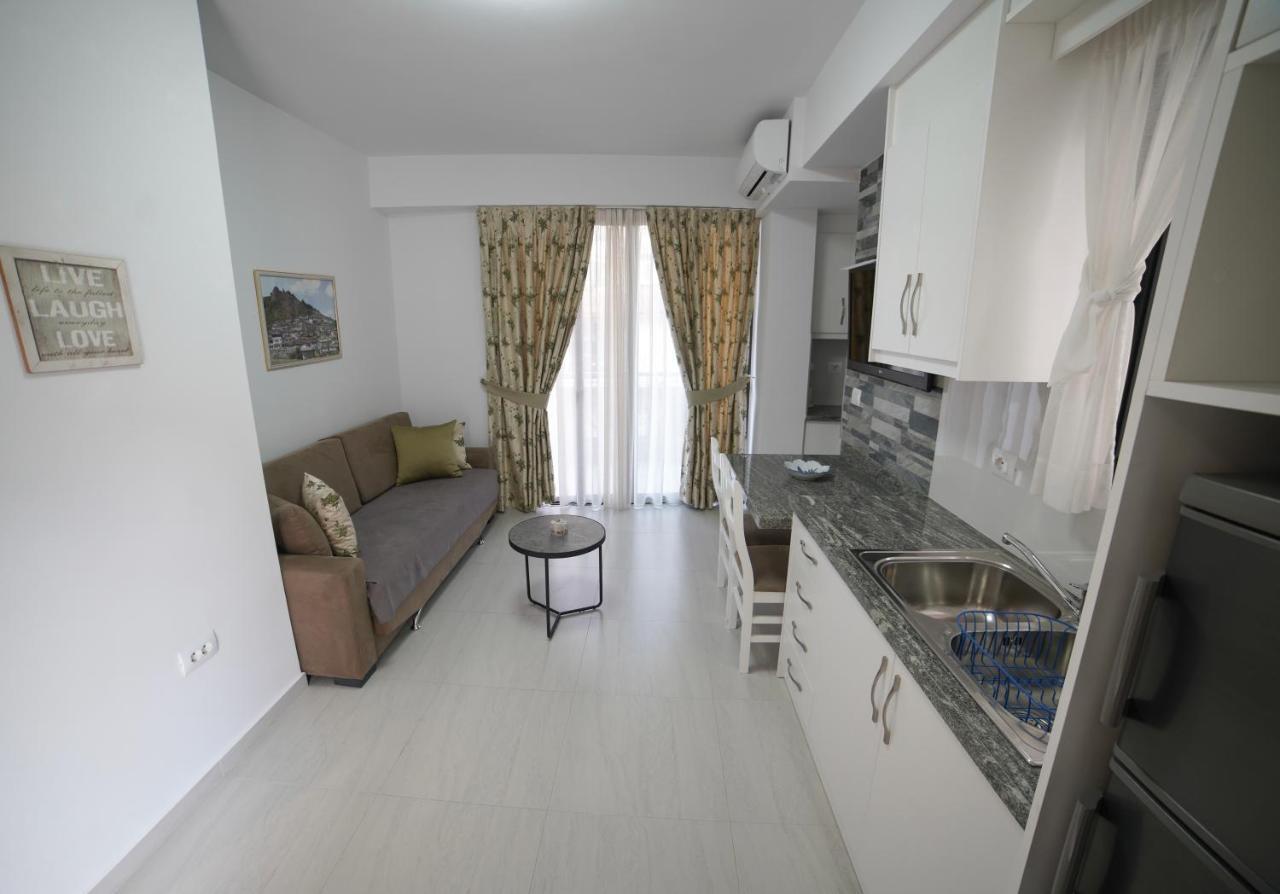 City Glow Apartments Саранде Екстериор снимка