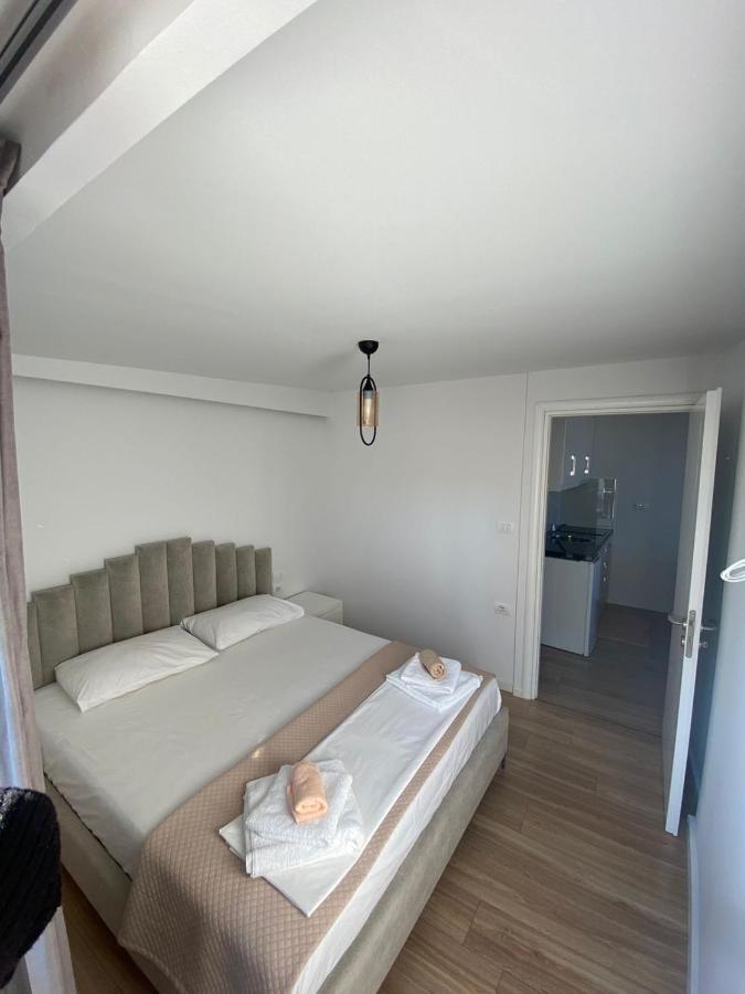 City Glow Apartments Саранде Екстериор снимка